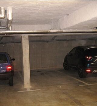 Location Parking/Garage Place de parking couvert ,sécurisée en centre ville Chambéry