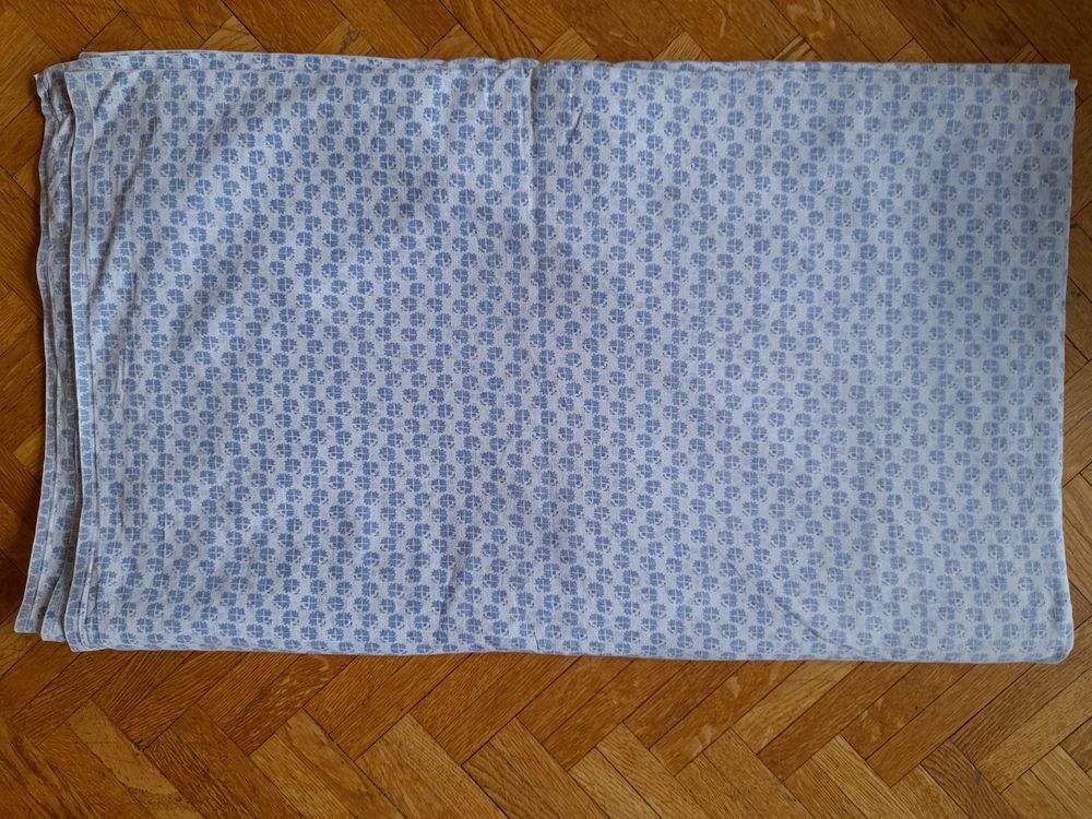 Drap bleu ciel (36) Décoration