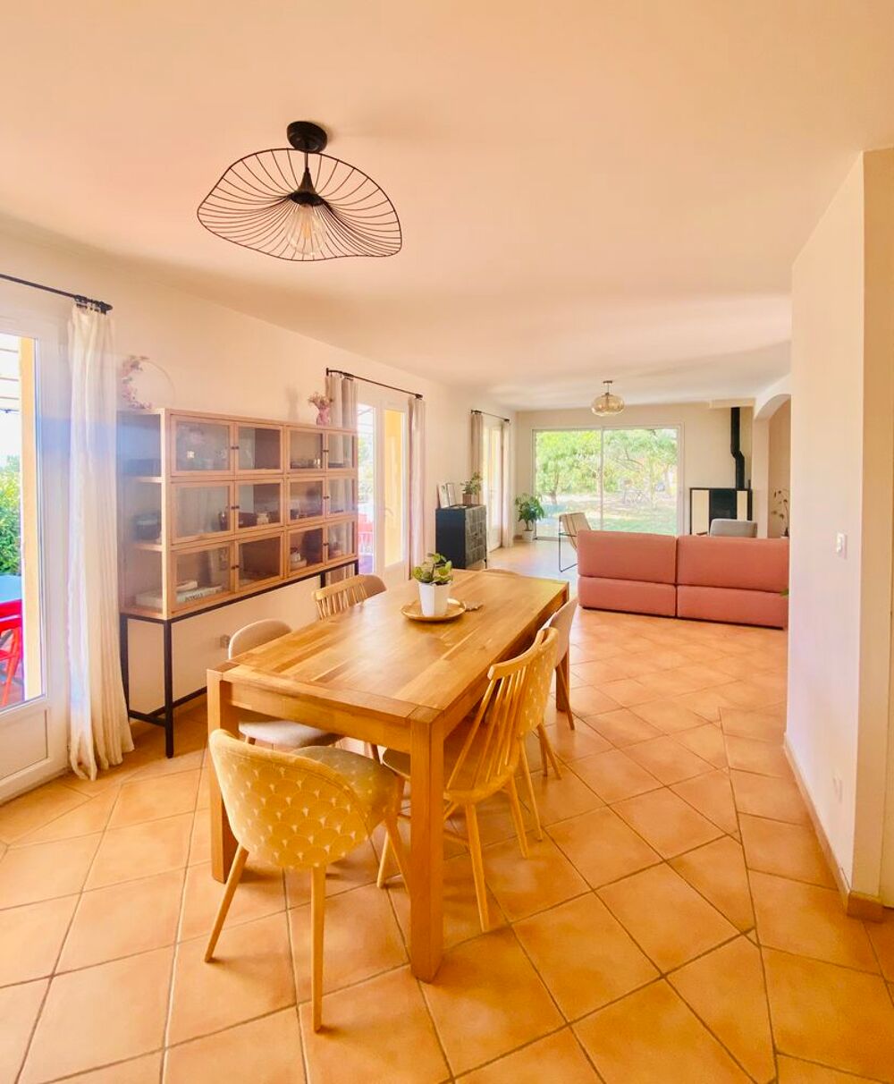 � vendre  Villa Saint-Zacharie (83640)