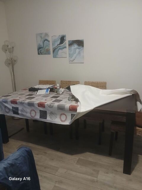 table Le Puy-Notre-Dame (49)