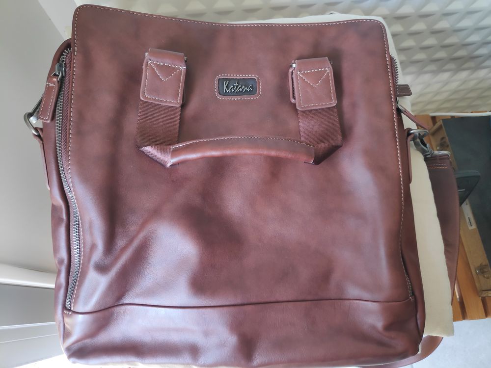Sac KATANA, en cuir, pour &eacute;cole ou autre usage Maroquinerie