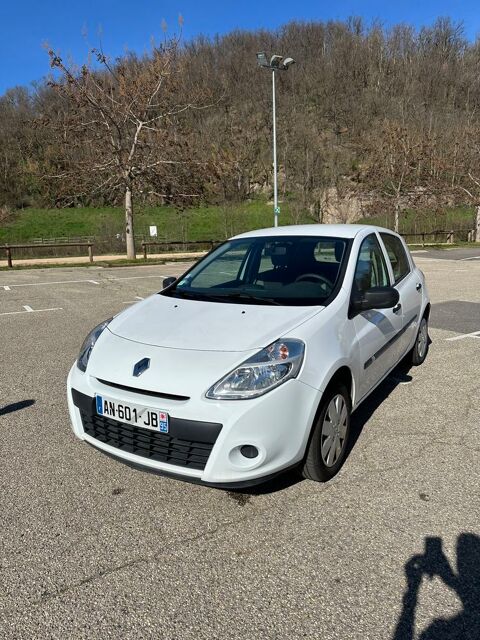 Renault clio iii dCi 70 115g eco2 20th