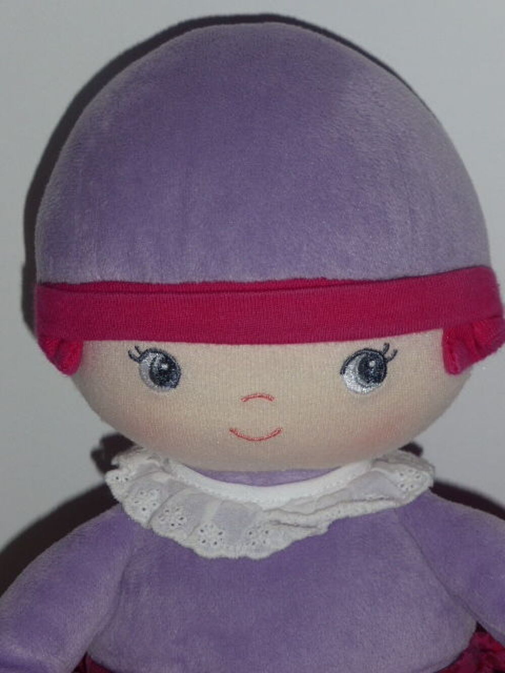 Doudou Corolle poup&eacute;e Lili coeur de grenadine Y3943 2013 Jeux / jouets