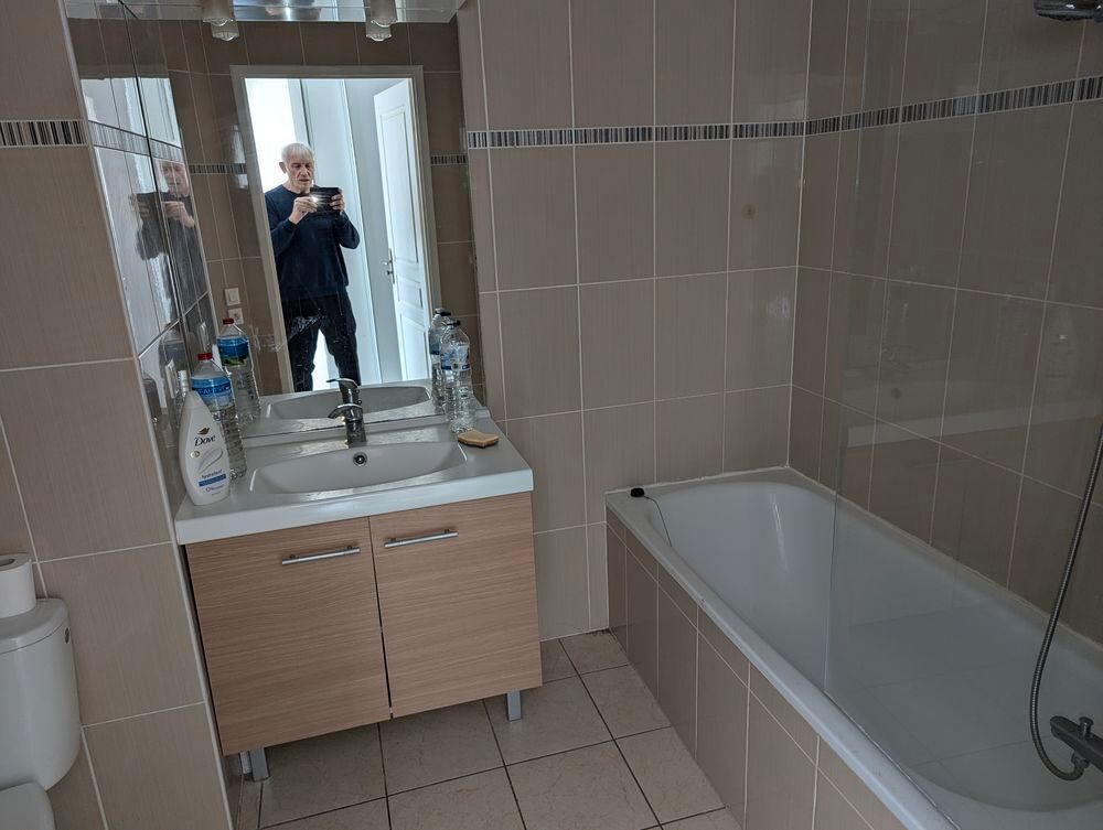 Vente Appartement T2 avec clim mobile, loggia, cave et garage 50 m2. Puget-sur-argens