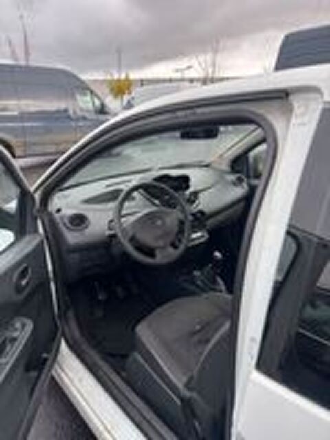 Twingo II 1.2 60 Authentique 2008 occasion 78100 Saint-Germain-en-Laye