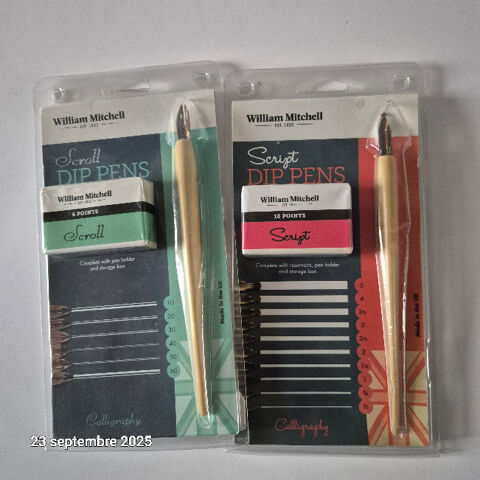 2 coffrets cadeaux de calligraphie scroll et script avec plu 35 Saumur (49)