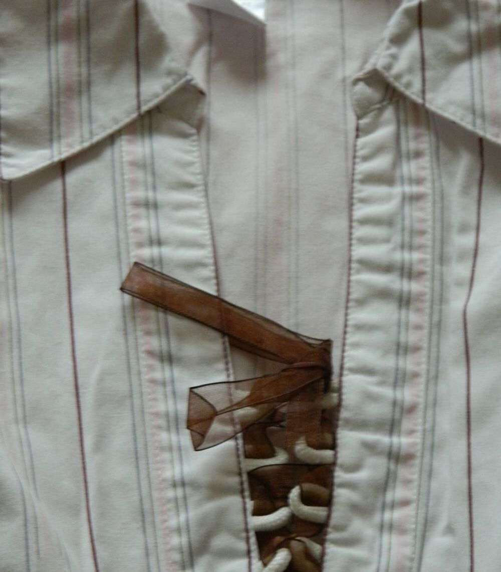 Chemisier sans manches blanc ray&eacute; taille 40 Vêtements
