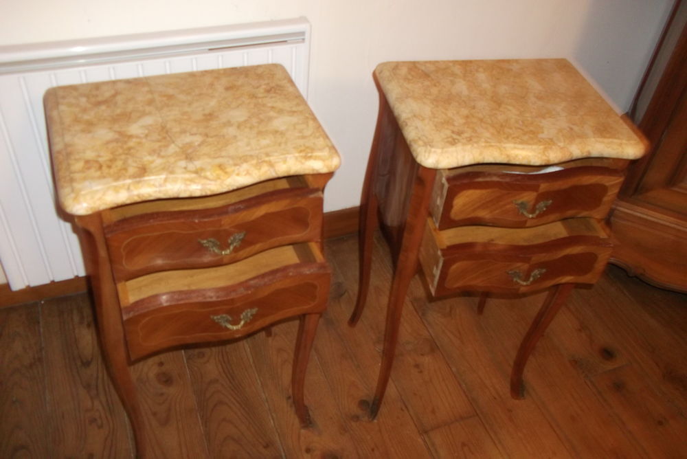  PAIRE de table de CHEVET en BOIS de ROSE Meubles
