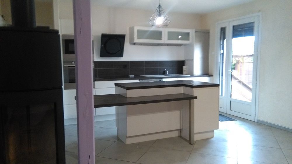 Vente Maison Ensemble immobilier à deux pas de la fac et du CHU de Poitie La villedieu-du-clain
