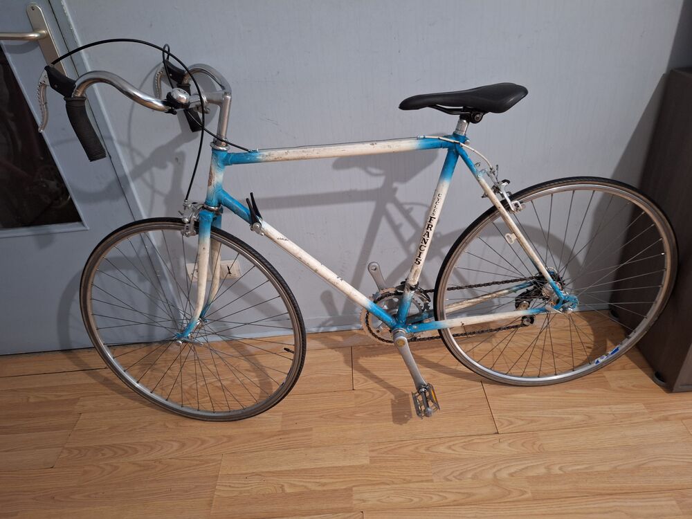 V&eacute;lo de route vintage cycles Winster/Francis Vélos