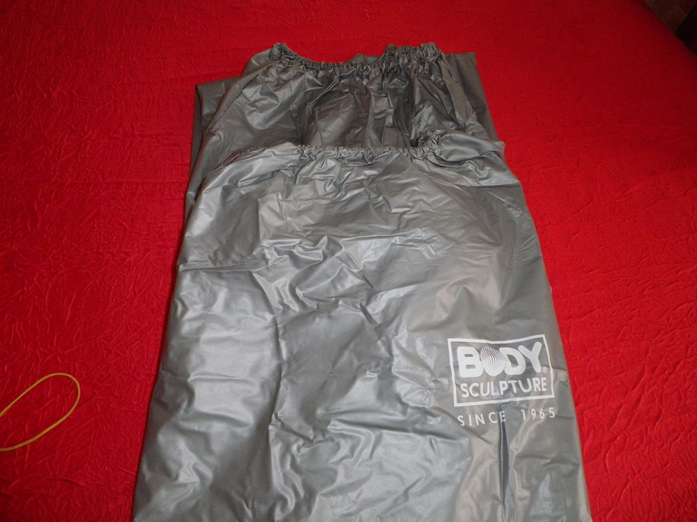 ensemble sudation neuf Vêtements