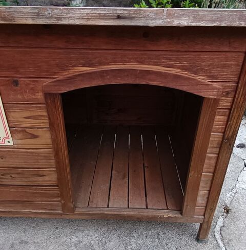 Niche  80 Unieux (42)