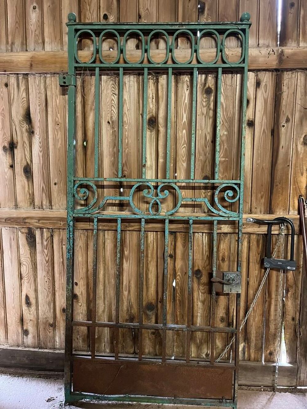 SUPERBE PORTAIL ANCIEN EN FER PLEIN FORGE POUR PROPRIETE Jardin