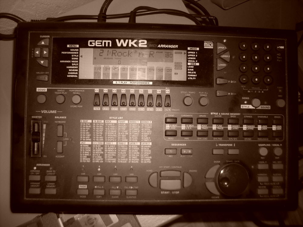 expandeur midi WK2 de chez GEM Instruments de musique