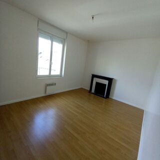  Appartement � louer 4 pi�ces 68 m� Saint-hippolyte