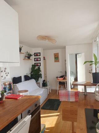  Appartement à louer 2 pièces 31 m²