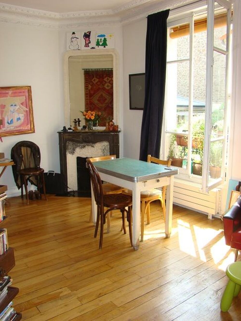 Vente Appartement M° Pyrénées/Jourdain, 1er étage / pas ascenseur / pas balcon Paris 20