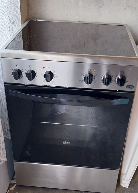 cuisinière vitrocéramique neuf 350 Morsang-sur-Orge (91)
