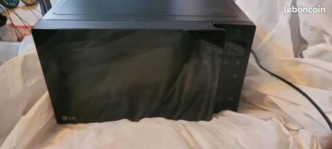 Micro-ondes LG MS2535GDS
70 Savigny-sur-Orge (91)