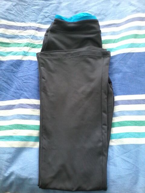 V�tement de  sport  femme de  marque neuf 15 Tourcoing (59)