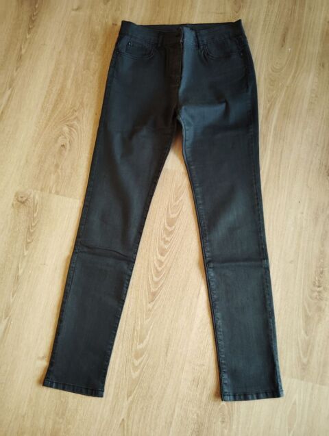 Pantalon femme enduit noir Caroll Taille 40 20 Lille (59)