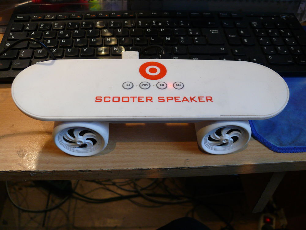scooter speaker, entr&eacute;es USB et bluetooth Audio et hifi