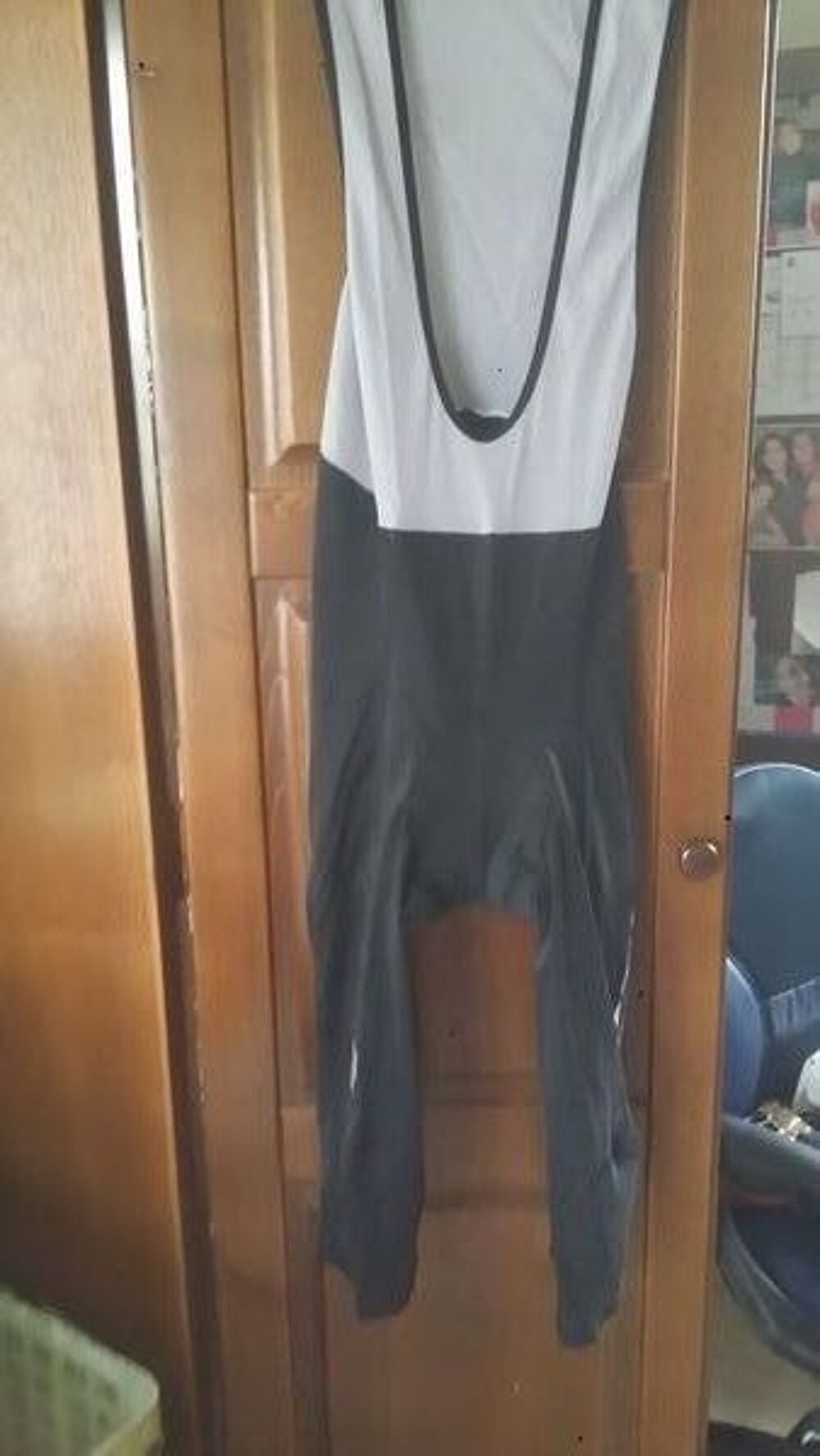 tee shirt 
Sports