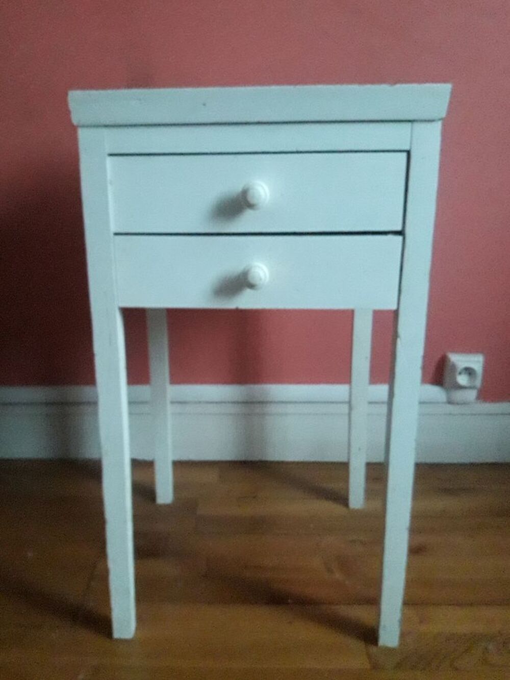 Table / Commode en bois de 70 cm de hauteur avec 2 tiroirs Meubles