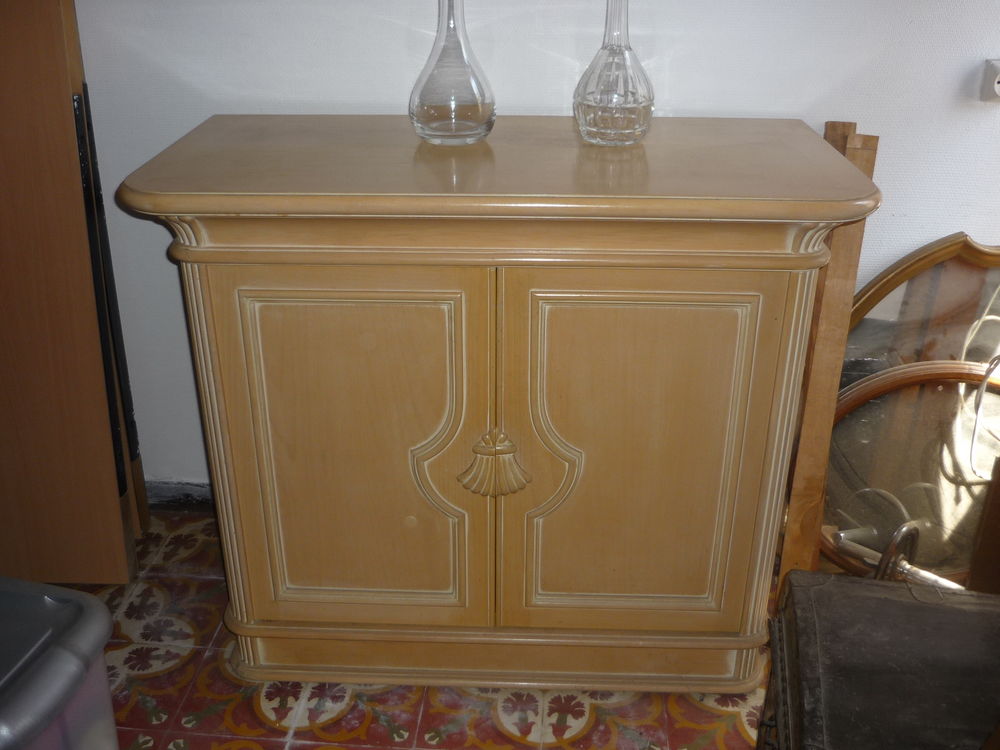 BAHUT Meubles