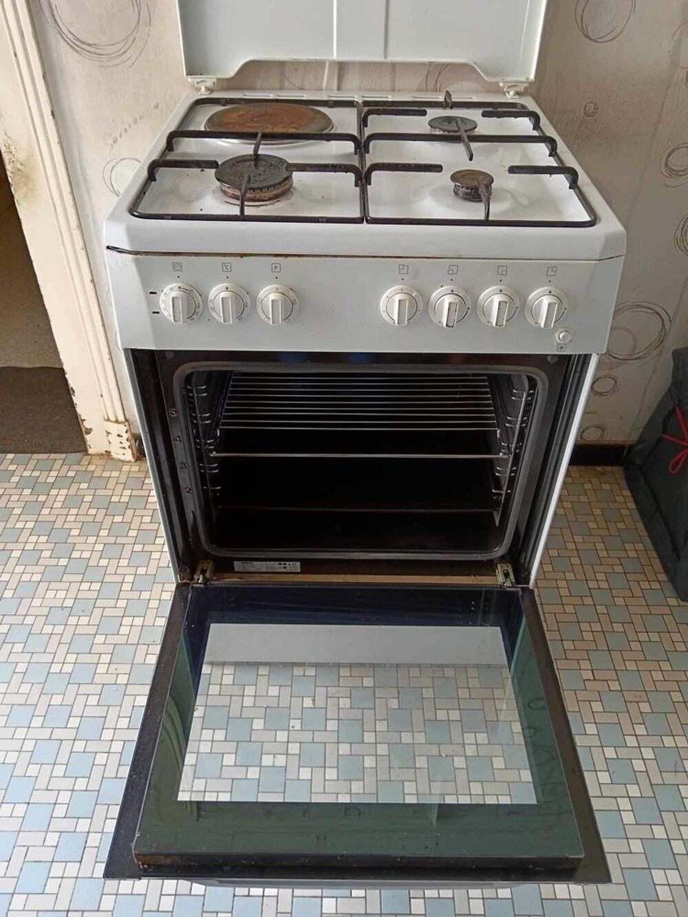 CUISINI&agrave;ˆRE &agrave;€ GAZ Electroménager