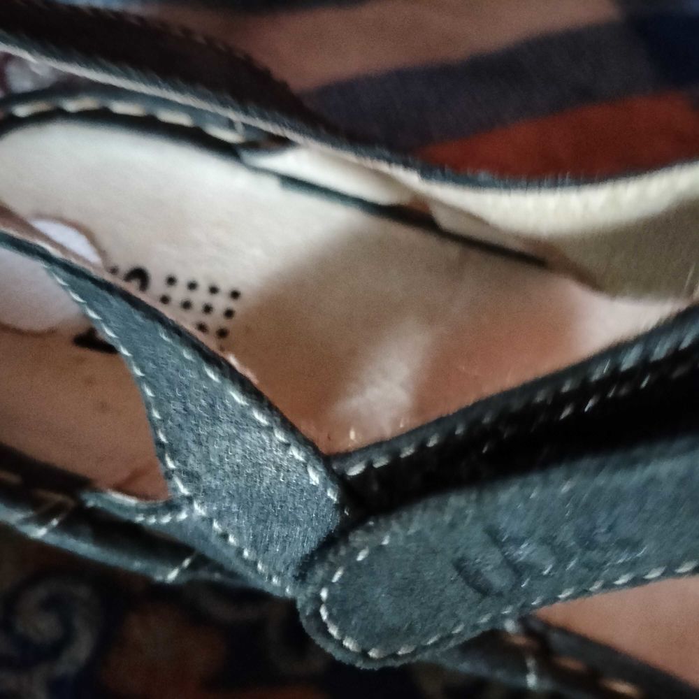 sandales cuir cousu TBS pointure 42 quasi neuf Chaussures