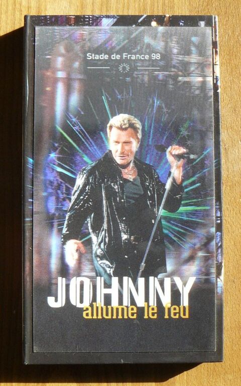 Coffret Longbox : Johnny allume le feu - édition 3D numéroté 22 Argenteuil (95)