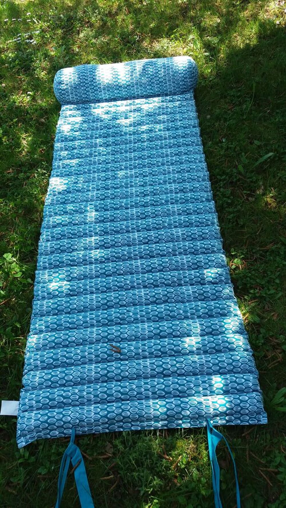 Matelas de sol r&eacute;versible sieste tropique Francoise SAGET Jardin