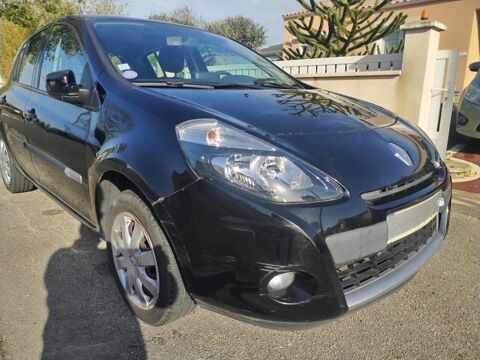 Renault clio iii 1.2 16V 75 TomTom Live