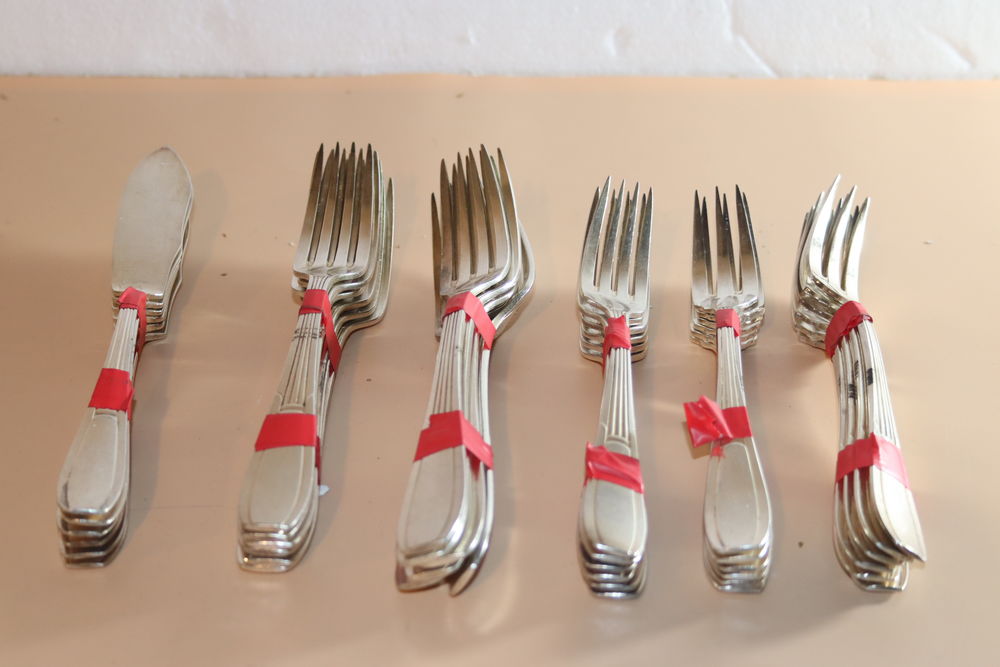 Lot de couverts argent
Cuisine
