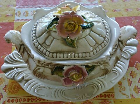 soupi�re 24 Aubenas (07)