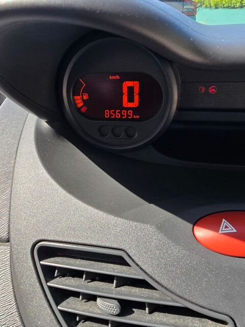 Renault twingo ii 1.2 LEV 16v 75 eco2 Authentique