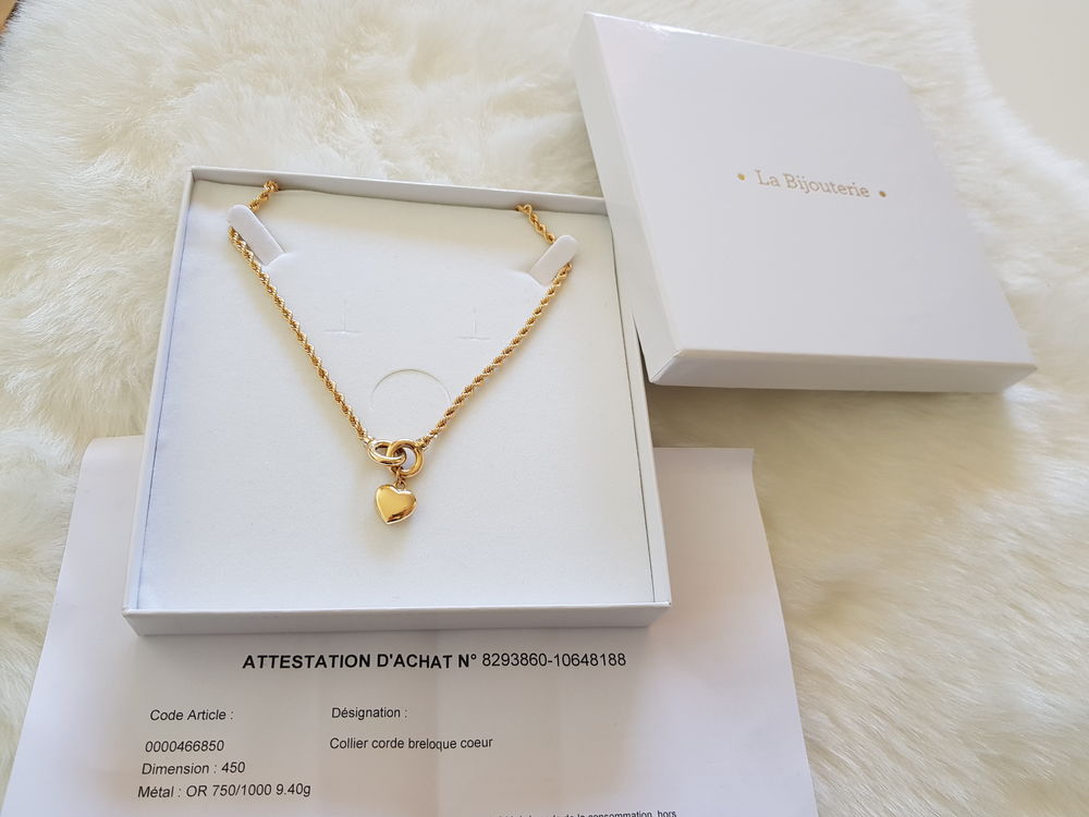 Collier en Or jamais porter Bijoux et montres