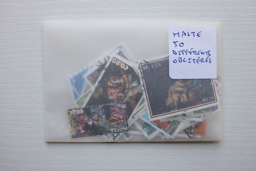 Malte 50 timbres oblit&eacute;r&eacute;s diff&eacute;rents 