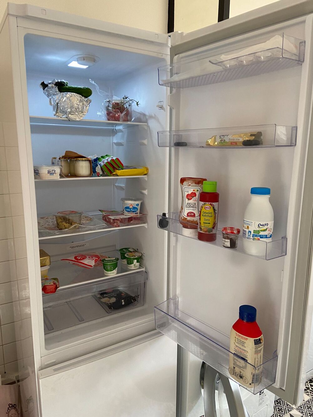 Frigo cong&eacute;lateur achet&eacute; <2ans Electroménager