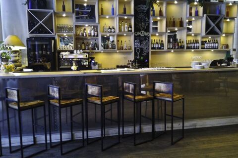 BAR RESTAURANT PMU A CEDER SUR L'AGGLO DE NIMES 328800 30000 Nimes