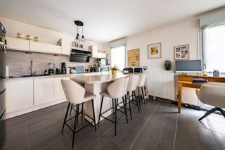  Appartement � vendre 5 pi�ces 92 m�