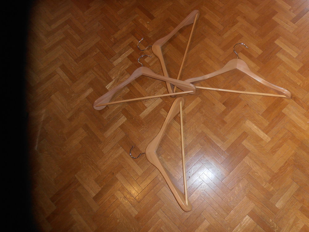 Cintres en bois Décoration