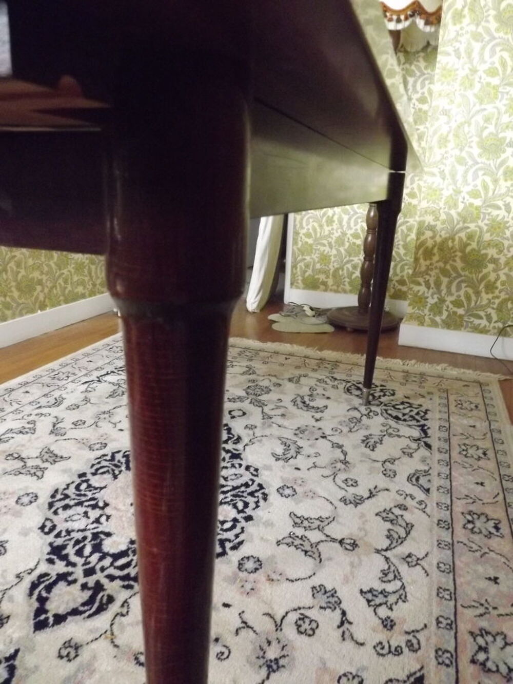 ENFILADE D EBENE DE MACASSAR 
ANNEE 1970
Meubles