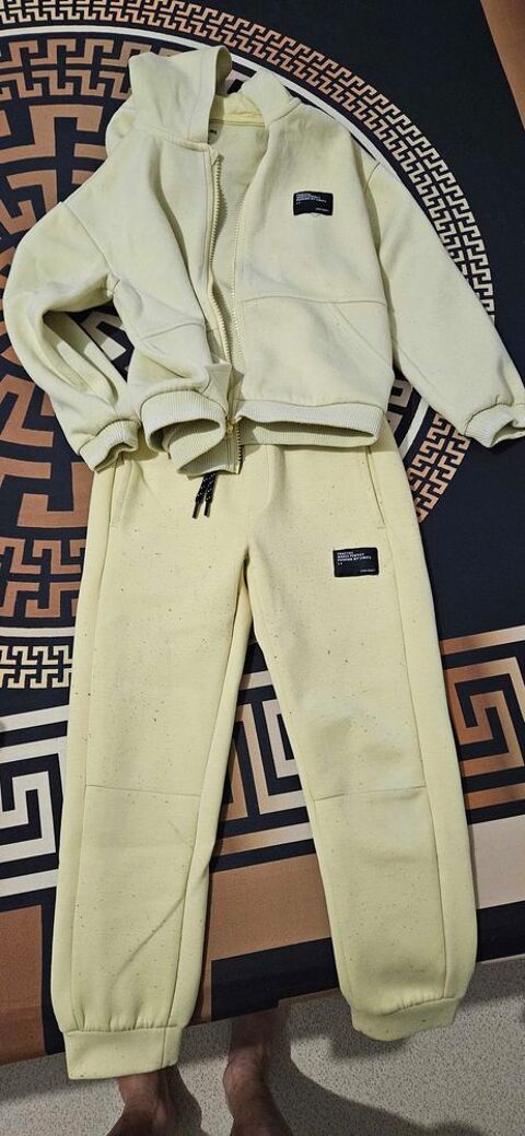 surv�tement 7ans 10 Saint-Apollinaire (21)