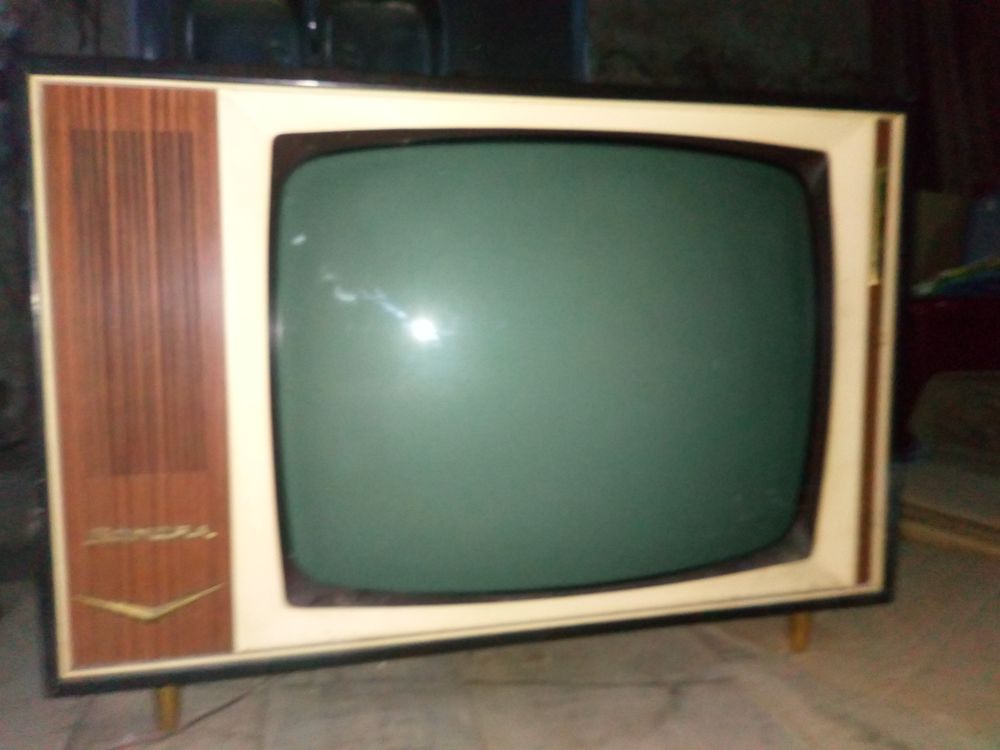 ancienne t&eacute;l&eacute;vision sonora 