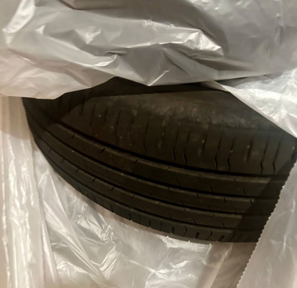 4 pneus &eacute;t&eacute; Continental EcoContact 205/60 R16 92H ? Tr&egrave;s bon Sports