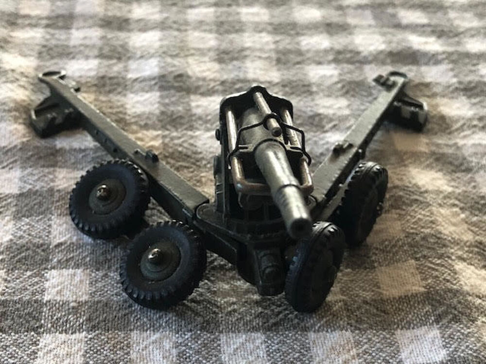 Dinky Toys militaire 