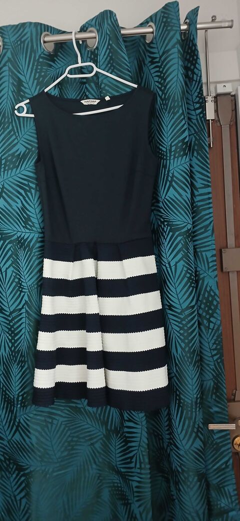 une jolie  robe de la  marque nanaf taille m 15 Oullins (69)