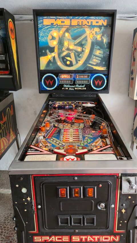 Flipper space station williams multibille afficheur Led Nancy (54)
